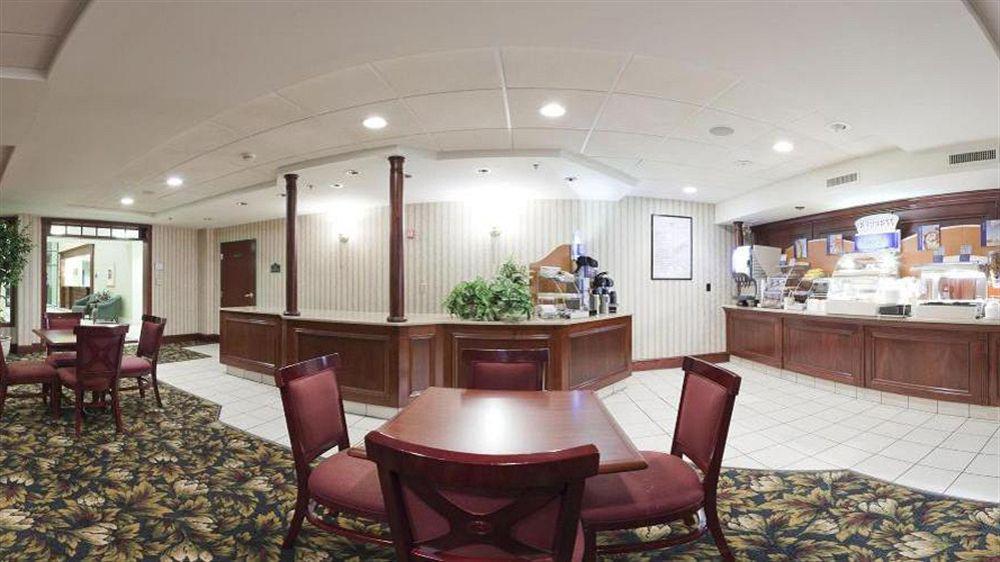 Holiday Inn Express & Suites Wadsworth By Ihg Dış mekan fotoğraf