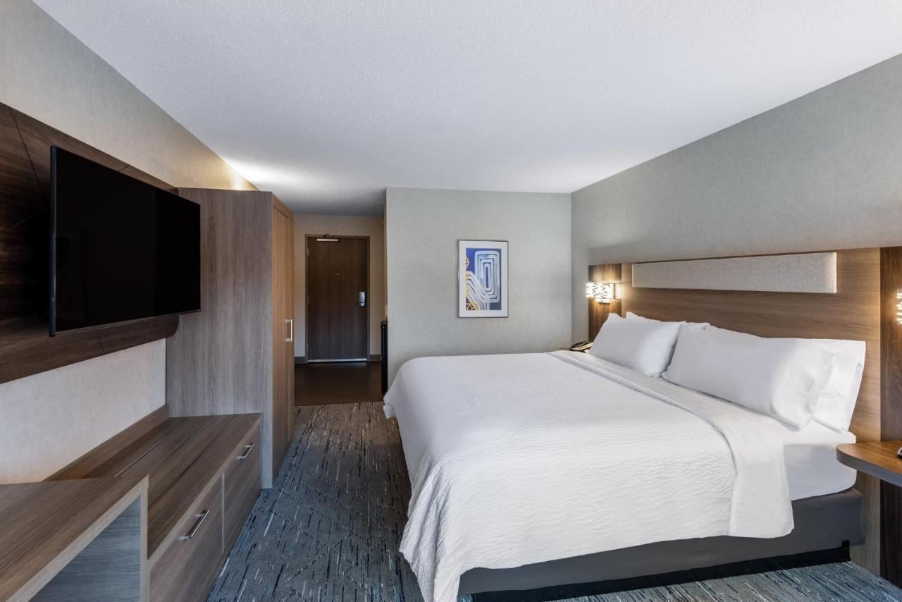 Holiday Inn Express & Suites Wadsworth By Ihg Dış mekan fotoğraf