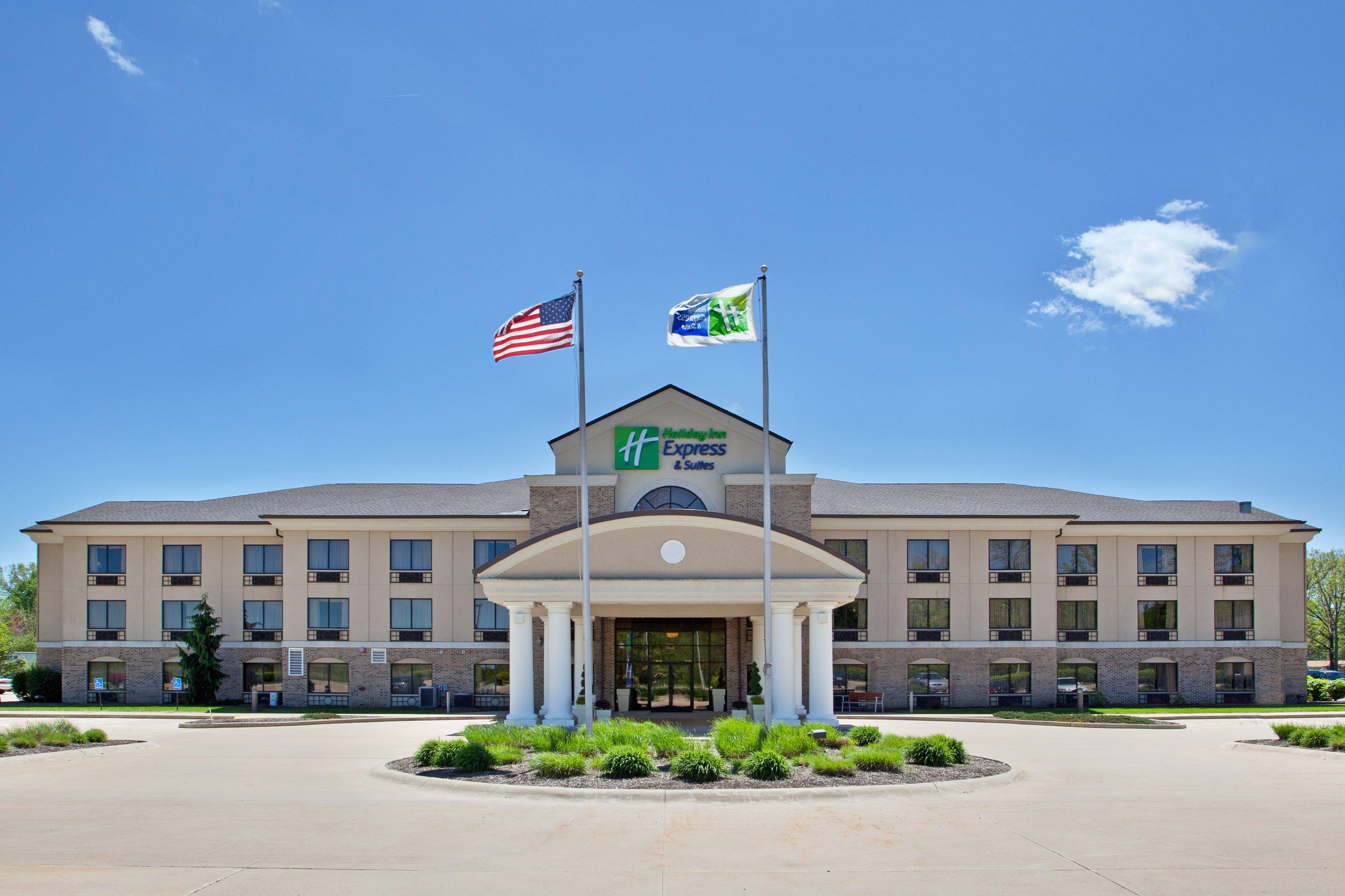 Holiday Inn Express & Suites Wadsworth By Ihg Dış mekan fotoğraf