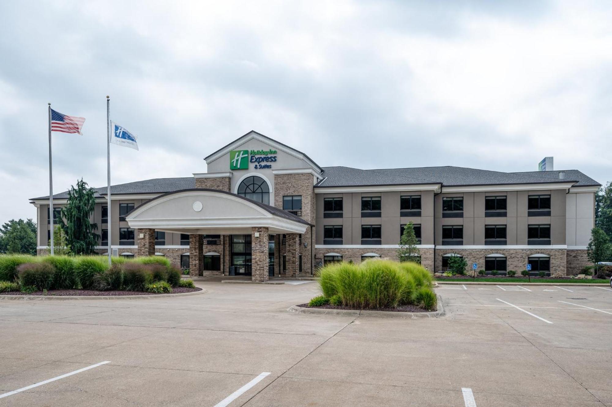 Holiday Inn Express & Suites Wadsworth By Ihg Dış mekan fotoğraf